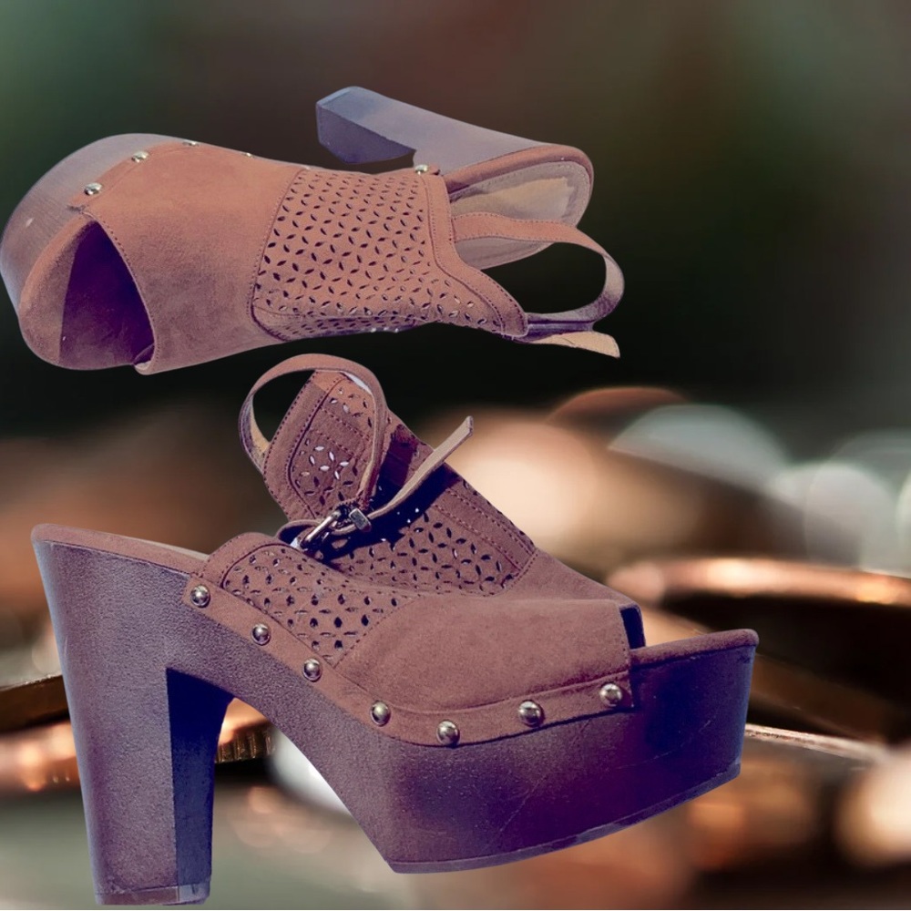 Woman Suede Shoe